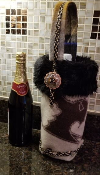 Buffalo wine totes
